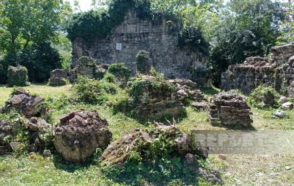 Azərbaycanda 1500 yaşlı tarixi məbəd baxımsız vəziyyətdədir - FOTO