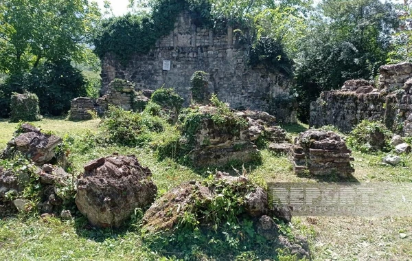 Azərbaycanda 1500 yaşlı tarixi məbəd baxımsız vəziyyətdədir - FOTO