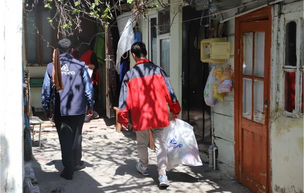 "Avrora MMC" aztəminatlı ailələrə bayram sovqatı çatdırıb - FOTO