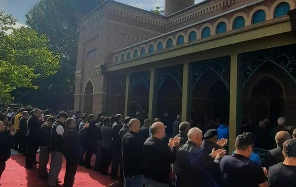Naxçıvanda bayram namazı qılınıb - FOTO