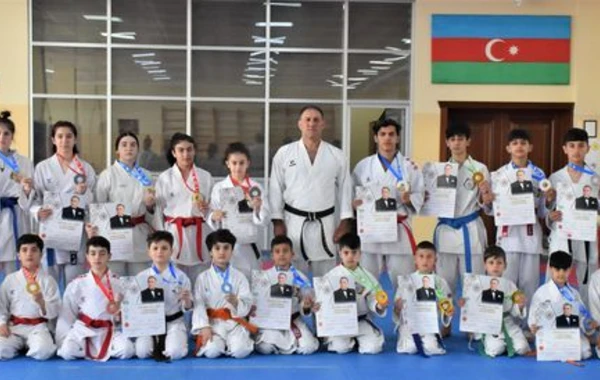FHN-in karate komandasının idmançıları uğur qazanıblar - FOTO