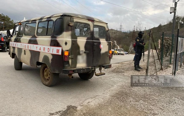 Şuşada erməni təxribatı nəticəsində yaralanan hərbçilərimiz Laçın yolu vasitəsilə təxliyə olunub - FOTO