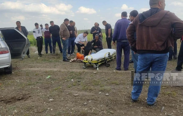 Azərbaycanda iki avtomobil toqquşub, xəsarət alanlar var - FOTO