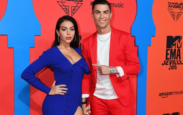 Ronaldo Corcinadan ayrıla bilər - Çox pul xərcləyir