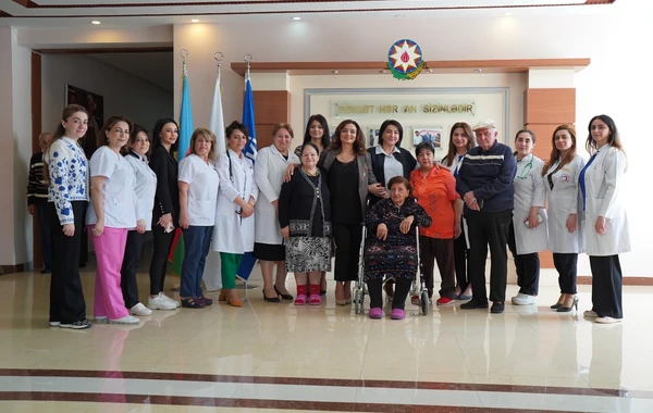 Qocalar pulsuz tibbi müayinə olundular - FOTO