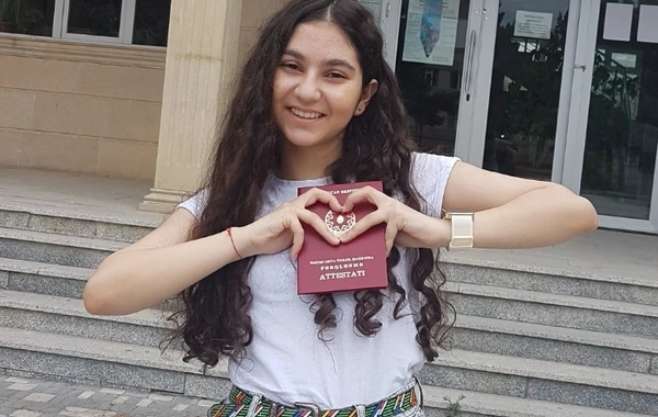 İmtahanda ən yüksək balı o topladı - FOTO