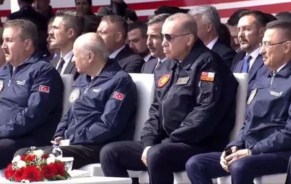 В Турции обнародовано название национального боевого самолета - ФОТО