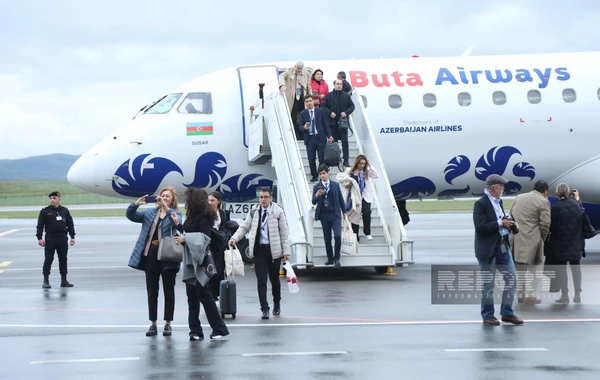Beynəlxalq konfransın iştirakçıları Qarabağa gəliblər - FOTO
