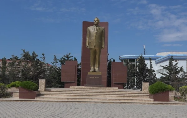 Birləşmiş Ərəb Əmirliklərinin səfiri FHN Akademiyasında olub - FOTO