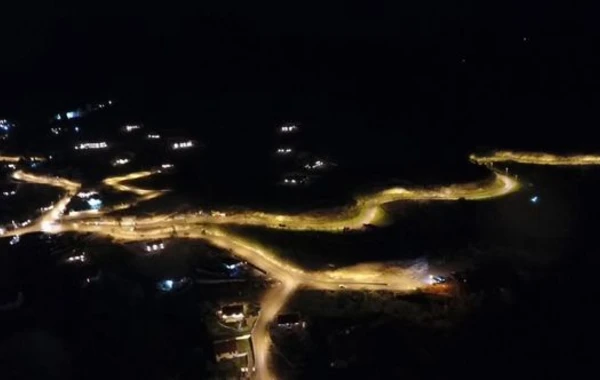 Laçının yolları gecələr işıq saçır - FOTO