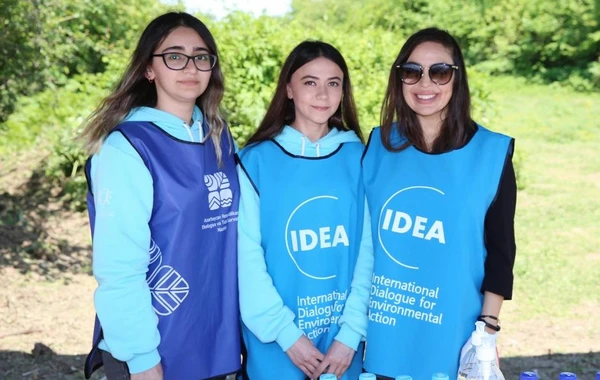 Leyla Əliyeva Ulu Öndərin 100 illiyinə həsr edilən ekoloji aksiyalarda iştirak edib - FOTO