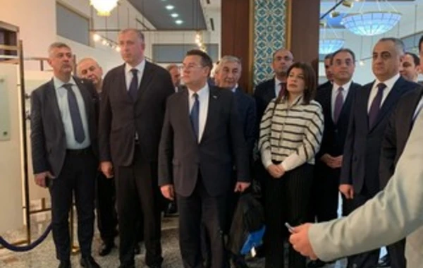 Xarici diplomatlar və hərbi attaşelər Naxçıvana gediblər - FOTO