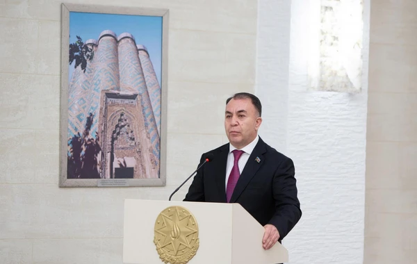 DTX-nin Mədəniyyət Mərkəzində Heydər Əliyevin anadan olmasının 100-cü ildönümünə həsr olunmuş konfrans - FOTO