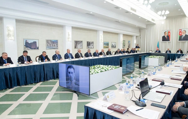 DTX-nin Mədəniyyət Mərkəzində Heydər Əliyevin anadan olmasının 100-cü ildönümünə həsr olunmuş konfrans - FOTO