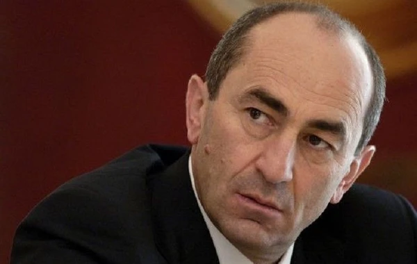 Robert Koçaryan ailəsi ilə ABŞ-yə köçür