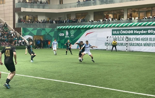 FHN-in komandası Ulu Öndər Heydər Əliyevin 100 illiyinə həsr olunmuş minifutbol turnirinin qalibi olub - VİDEO