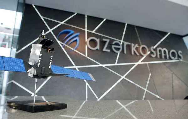 “Azərkosmos” və “SpaceX” şirkəti arasında əməkdaşlıq müqaviləsi imzalanıb