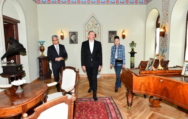 İlham Əliyev və Mehriban Əliyeva Mehmandarovların malikanə kompleksinin açılışında iştirak ediblər - FOTO