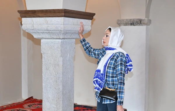 İlham Əliyev və Mehriban Əliyeva Mehmandarovların malikanə kompleksinin açılışında iştirak ediblər - FOTO