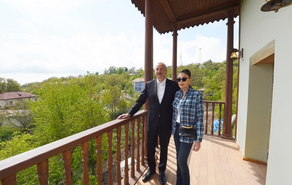 İlham Əliyev və Mehriban Əliyeva Mehmandarovların malikanə kompleksinin açılışında iştirak ediblər - FOTO