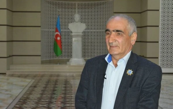 Bir şəklin tarixçəsi: “Fotomuzu muzeylərdə, vətənpərvərlik mövzusunda bannerlərdə görürəm” - FOTO