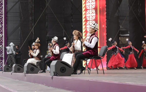 Cıdır düzündə “Xarıbülbül” festivalının açılış konserti olub - FOTO