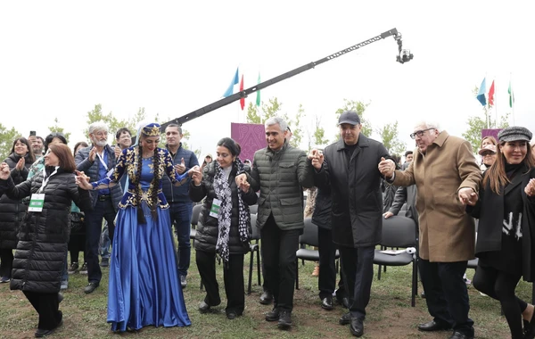 Cıdır düzündə “Xarıbülbül” festivalının açılış konserti olub - FOTO