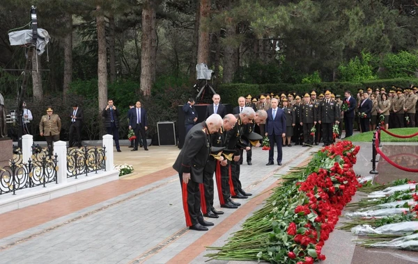 FHN-in kollektivi Ulu Öndərin xatirəsini yad edib - FOTO