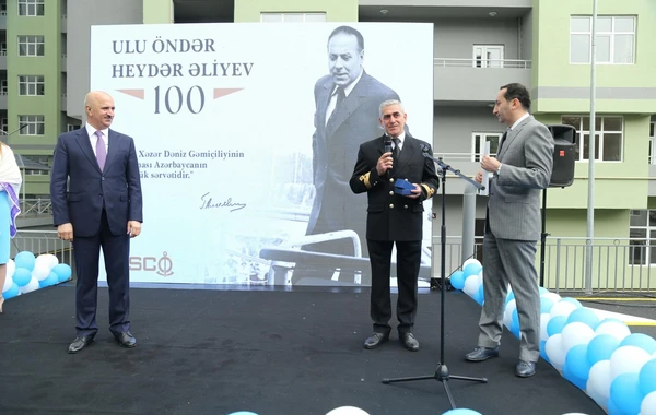 Prezidentin tapşırığı ilə dənizçilər üçün tikilən yaşayış kompleksi təhvil verilib - FOTO