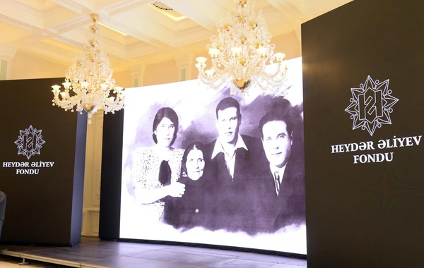 Şuşada Ulu Öndər Heydər Əliyevin 100 illiyi münasibətilə film nümayiş olunub - FOTO