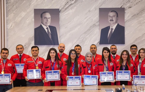 Rəşad Nəbiyev “TEKNOFEST Türkiyə-2023”ün azərbaycanlı qalibləri ilə görüşüb - FOTO