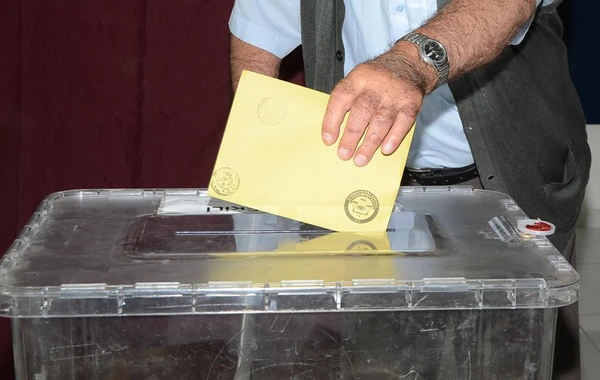 Türkiyədə 3 nəfər seçki məntəqəsində öldü
