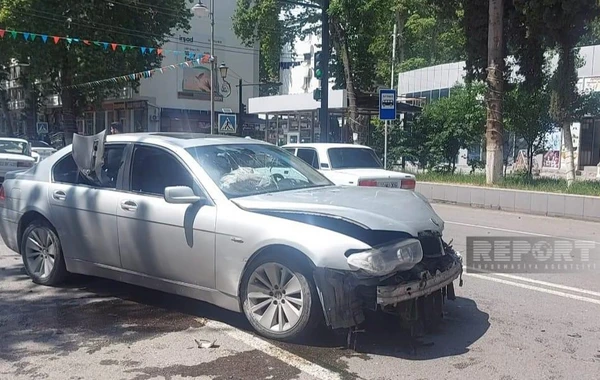 Göyçayda avtomobillər toqquşub, 5 nəfər xəsarət alıb - FOTO