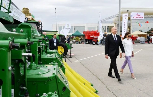 Ильхам Алиев и Мехрибан Алиева ознакомились с выставками Caspian Agro, InterFood Azerbaijan - ОБНОВЛЕНО + ФОТО