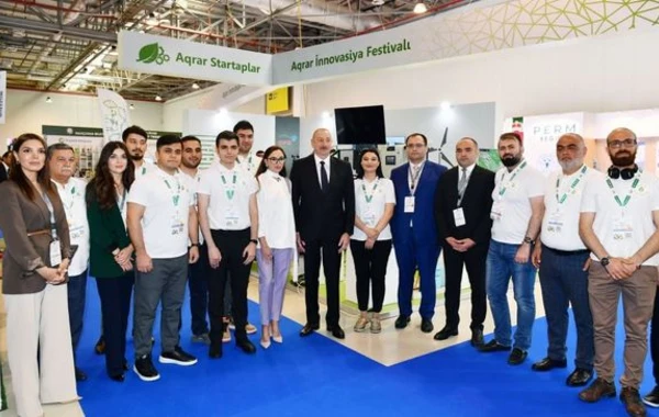 Ильхам Алиев и Мехрибан Алиева ознакомились с выставками Caspian Agro, InterFood Azerbaijan - ОБНОВЛЕНО + ФОТО