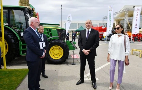 Ильхам Алиев и Мехрибан Алиева ознакомились с выставками Caspian Agro, InterFood Azerbaijan - ОБНОВЛЕНО + ФОТО