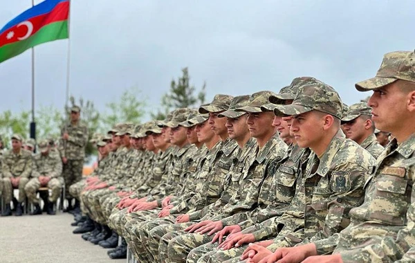 Ehtiyatda olan hərbi vəzifəlilərin təlim toplanışı davam edir - FOTO