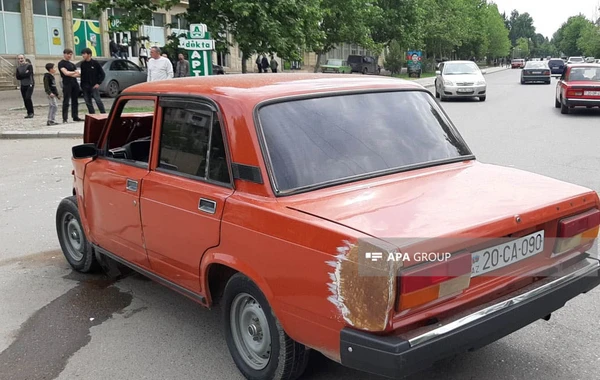Gəncədə "VAZ 2107" ilə "Toyota" toqquşdu - FOTO