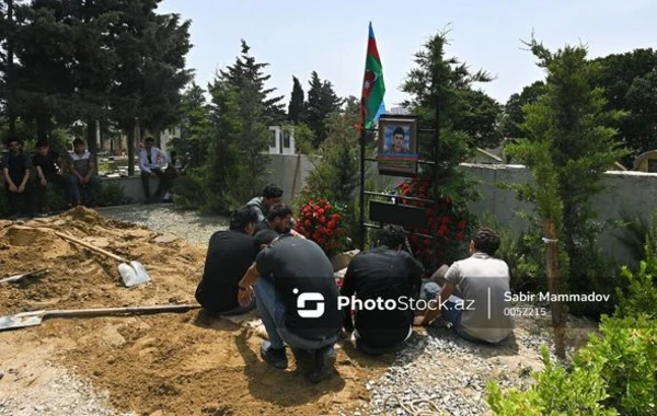 Погибший в результате удара молнии военнослужащий предан земле - ФОТО