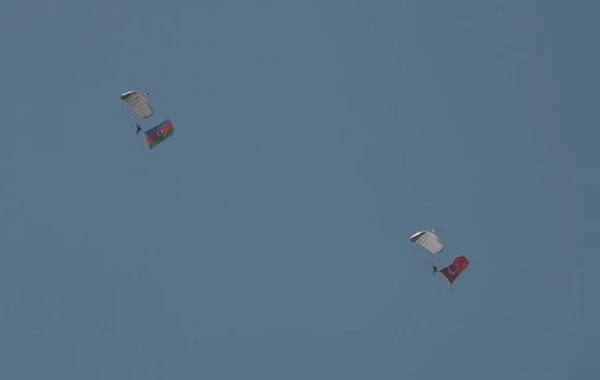 Азербайджанские военнослужащие продемонстрировали высокий профессионализм на учениях "Гейдар Алиев-2023" - ФОТО