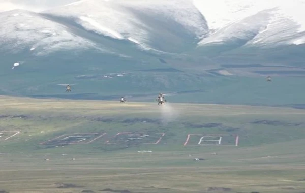 Азербайджанские военнослужащие продемонстрировали высокий профессионализм на учениях "Гейдар Алиев-2023" - ФОТО