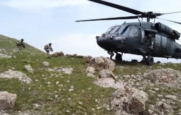 Азербайджанские военнослужащие продемонстрировали высокий профессионализм на учениях "Гейдар Алиев-2023" - ФОТО