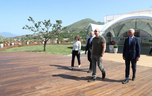 Prezident İlham Əliyevə Laçın şəhərinin Baş planı təqdim olunub - FOTO