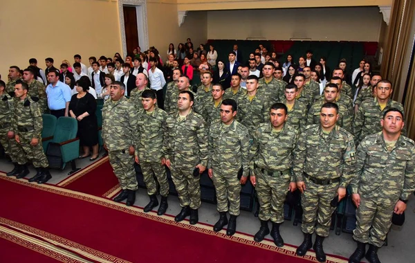 Müstəqillik Günü münasibətilə Azərbaycan Ordusunda silsilə tədbirlər keçirilib - FOTO/VİDEO