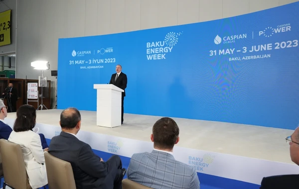 Ильхам Алиев выступил на церемонии открытия 28-й Международной выставки "Нефть и газ Каспия" - ОБНОВЛЕНО + ФОТО