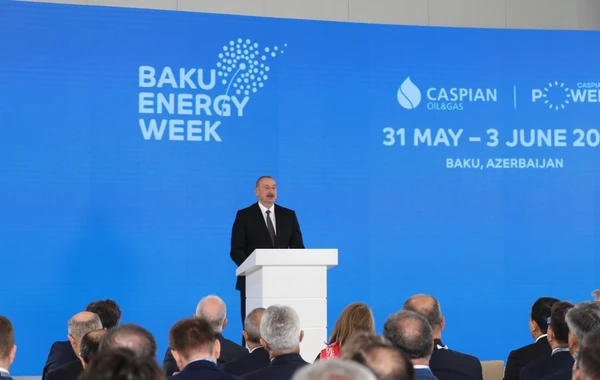 Ильхам Алиев выступил на церемонии открытия 28-й Международной выставки "Нефть и газ Каспия" - ОБНОВЛЕНО + ФОТО