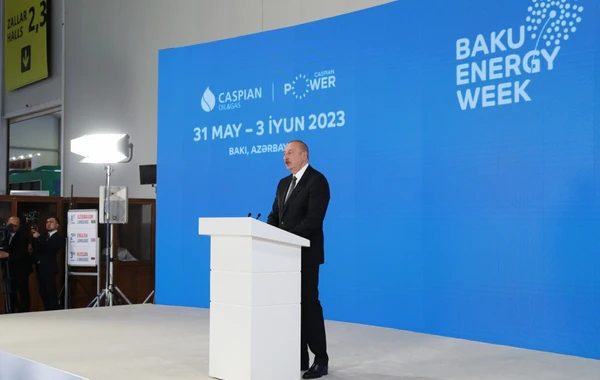 Ильхам Алиев выступил на церемонии открытия 28-й Международной выставки "Нефть и газ Каспия" - ОБНОВЛЕНО + ФОТО