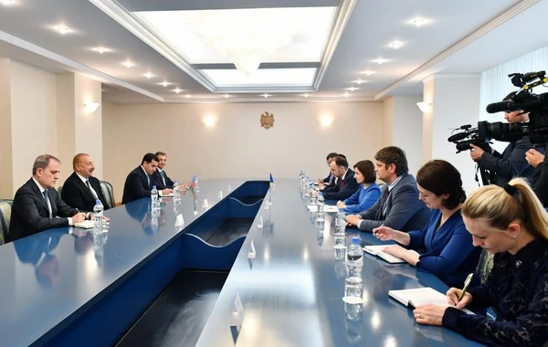 В Кишиневе состоялась встреча президентов Азербайджана и Молдовы - ОБНОВЛЕНО + ФОТО