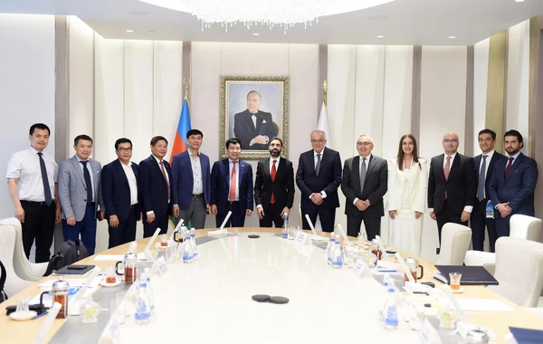 SOCAR-ın prezidenti “Petrovietnam” şirkətinin vitse-prezidenti ilə görüşüb - FOTO