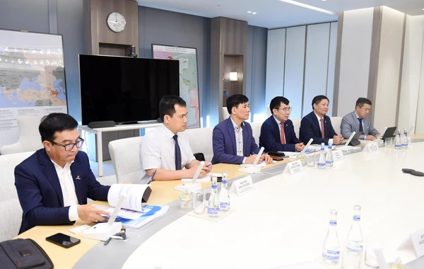 SOCAR-ın prezidenti “Petrovietnam” şirkətinin vitse-prezidenti ilə görüşüb - FOTO